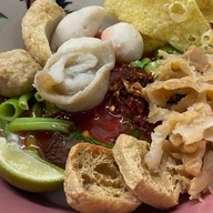 แหลมลูกชิ้นปลา สาขานวลจันทร์22 เกษตร - นวมินทร์