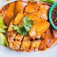 เจ้นุชข้าวหมูแดง พฤกษากาญจน์ริเวอร์ทาวน์ เจ้นุช
