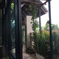 ลอมข้าว คาเฟ่ แอนด์ เรสเตอร์รอง