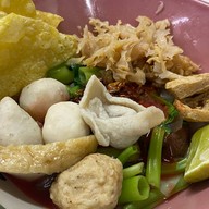 แหลมลูกชิ้นปลา สาขานวลจันทร์22 เกษตร - นวมินทร์