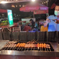 เล่าลือหม่าล่า