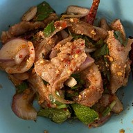 เมนูของร้าน ยำคุณแม่ - วันนิมมาน