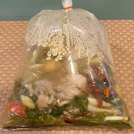 เมนูของร้าน ยำคุณแม่ - วันนิมมาน