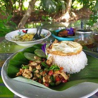ป้าปุ๊ตามสั่ง & หม่าล่า แยกเทคนิค สาขา สามแยกเทคนิค