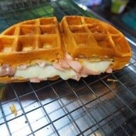 วาฟเฟิลไส้ทะลักByน้องนิ้ง