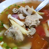 เมนูของร้าน ส้มตำเสาไม้