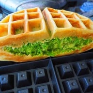 วาฟเฟิลไส้ทะลักByน้องนิ้ง