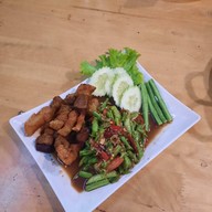 เมนูของร้าน แล้วแต่เผา นั่งเล่น & เดลิเวอรี่