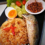 เมนูของร้าน ชมชอบ