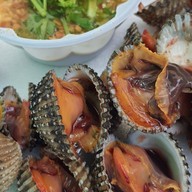 เมนูของร้าน เจ้ภาหอยแครงลวก&กุ้งอบวุ้นเส้น เจ๊ภา วงเวียนใหญ่