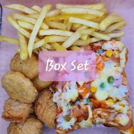 ข้าวหมูแดง หมูกรอบ เยาวราช เพชรเกษม110