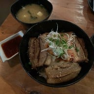 เมนูของร้าน Beeru Bar & Bistro