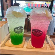 กาแฟสด Get Drink น้ำมะพร้าวปั่นนมสด สาขา 1