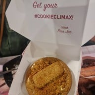 Food or drink of The Rolling Pinn Phrom Phong