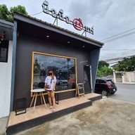 I - Mee Coffee Shop