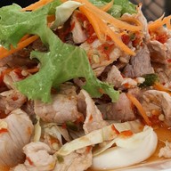 ยำแซ่บคับปาก  บิ๊กซีลพบุรี1 ชั้น2