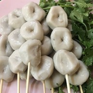 ปอปอ ลูกชิ้นตามสั่ง