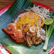 ลูกหล่าหอยทอดผัดไทย-ดอนเมือง