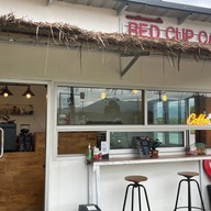 หน้าร้าน Red cup coffee