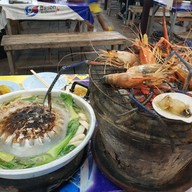 เมนูของร้าน ริมเลหมูกระทะ แหลมท้าวเทวา ศรีราชา