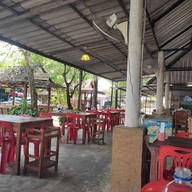 บรรยากาศ ไก่ย่างเขาสวนกวาง บายพาส ราชบุรี