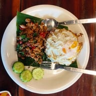 เมนูของร้าน กาแฟห้อยขา  ขุนพล เอราวัณ