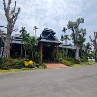 LADY ALLLYN CAFE, ใต้ต้น CAFE