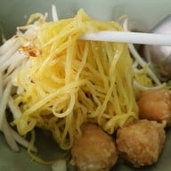 เมนูของร้าน จังกิ้มฮั่วเตียง ก๋วยเตี๋ยวลูกชิ้นปลา เจริญกรุง [คลองถม]