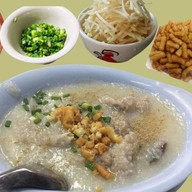 โจ๊กเจ้าเก่าเฮียเกรียงท่าน้ำศิริราช(ซอยวังหลัง 3) ท่าน้ำศิริราช