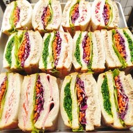 Aon aon สลัดผักสด