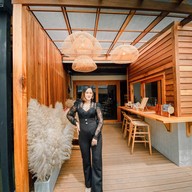 Bread Crumbs Cafe’