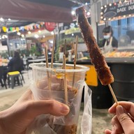 Mala Dake Duem สถานีพัฒน์ 25 เลียบทางรถไฟ