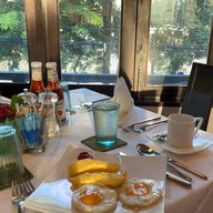 โรงแรมโยเดียเฮอริเทจ