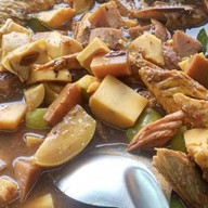 หลวงไก่แกงใต้ -