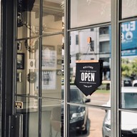 หน้าร้าน DUDE CAFE & BISTRO