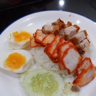 Tichakitchen โรงเรียนสอนทำอาหารลำลูกกา ลำลูกกา