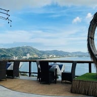 Secret Cliff Restaurant