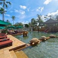ภูเก็ตแมริออทรีสอร์ทแอนด์สปาในยางบีช