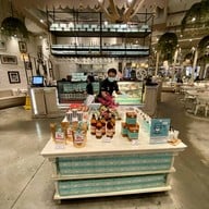 Audrey Cafe สเปลล์