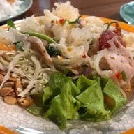 เมนูของร้าน บ้านยำ