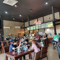 บรรยากาศ Mavin Coffee Roaster โรงคั่วกาแฟมาวิน หลัง รพ.ศูนย์