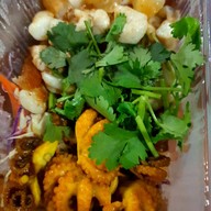 เมนูของร้าน ผู้ชายขายหมึก (ไข่ปลาหมึกทอด/หมึกสายทอด)