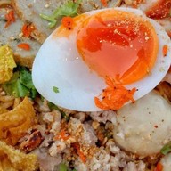 เส้นหมี่ไก่ฉีก อร่อยเละ พระโขนง