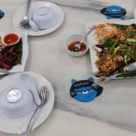 บรรยากาศ ตุ้มhome