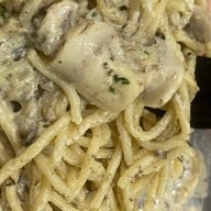 ร่วมสุข Steakhouse & Noodles