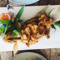 เมนูของร้าน ครัวงิ้วลาย