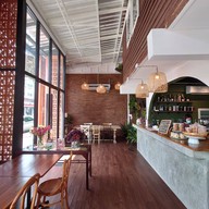 บรรยากาศ มิรู้โรย อีทเทอรี่