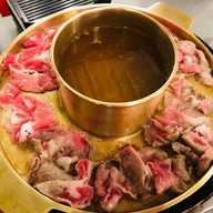 ดาดดีย์ สกลนคร หมูกะทะ ย่างเนย
