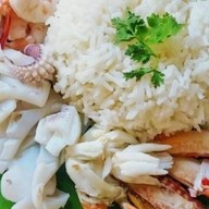 บ้านนานา