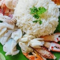 บ้านนานา